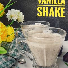 A picture of Date & Vanilla shake.