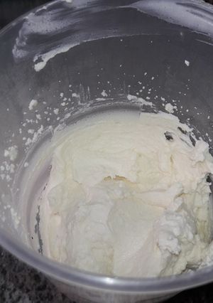 Una foto de Queso crema casero. Me encanta!!