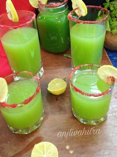 कच्चे आम का शरबत(kacche aam ka sharbat recipe in Hindi) रेसिपी मुख्य फोटो