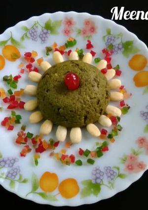 A picture of Louki n palak ka halwa.