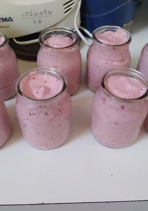 Una foto de Crema Helada de frutos rojos