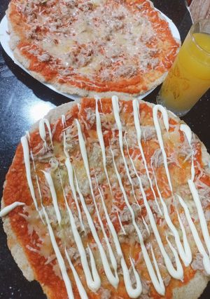 Une photo de Pizza saine au blé complet