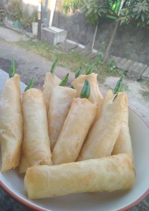 Foto resep Resep lumpia kering isi ayam bihun