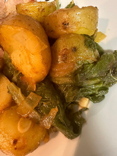 Una foto de Acelgas y patatas con sabor