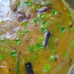 Moong dal with green peas A picture of Moong dal with green peas.