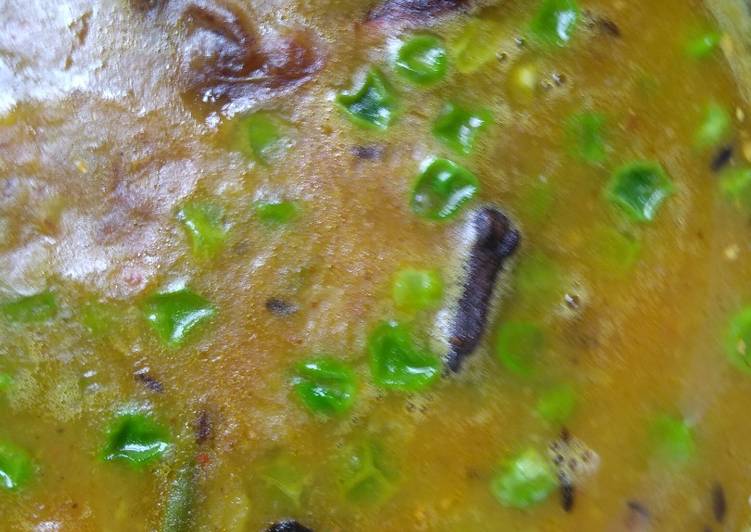 Moong dal with green peas