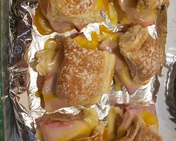 Ready to Serve Oven baked ham  cheese sliders Most Delicious