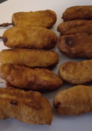 O poză a rețetei Crenvurști pane pe băț.
