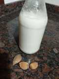 1 litro de Leche de almendras