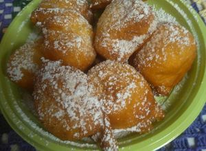 Foto di Frittelle di ricotta 😋in sardo..arrubiollusu de arrascottu..😃
