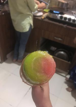 A picture of Colourful baraf ka gola.