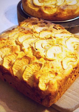 Hình của món Bánh táo sữa chua.