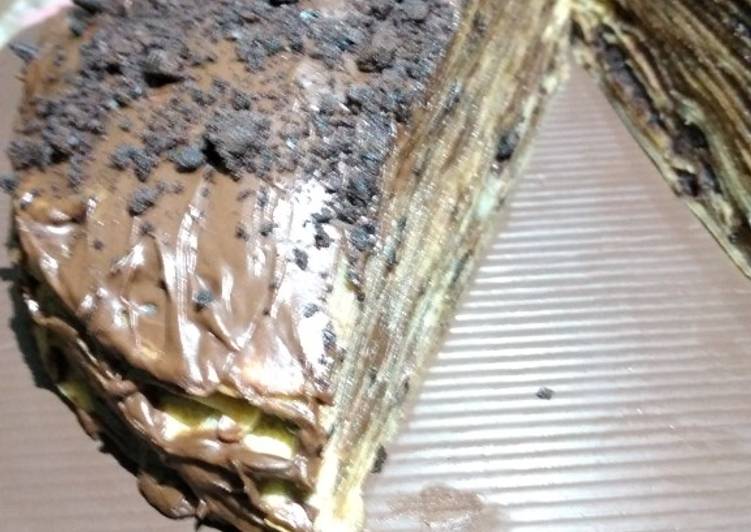 Langkah Mudah untuk Menyiapkan Coklat capucino crepe cake plus oreo 🤭🤭 yang Enak