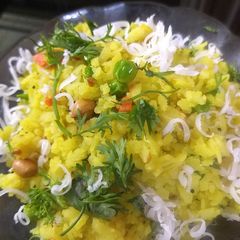 A picture of Vegetable poha.