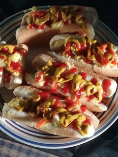 Una foto de Hot dog caseros