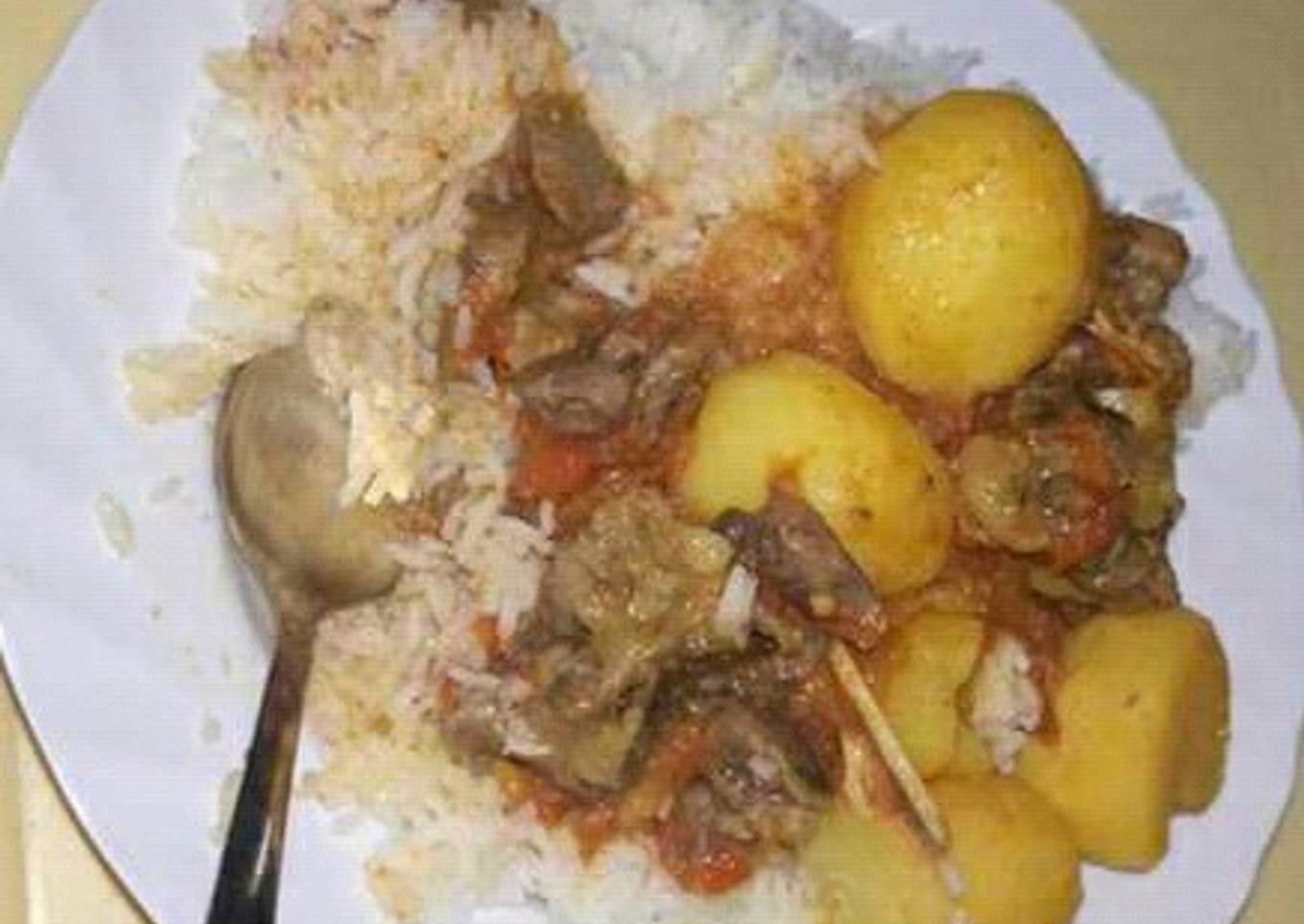 Boiled Rice, Beef stew with Potatoes