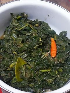Foto resep Tumis daun pepaya campur daun singkong