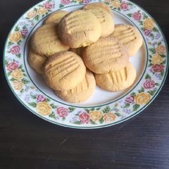 A picture of Custard cookies.