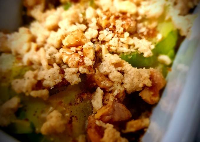 Crumble courgettes / noix