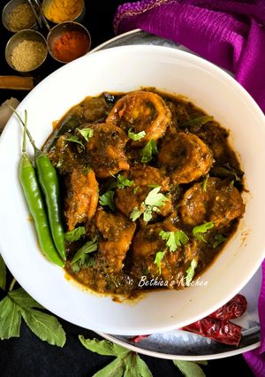 A picture of Gongura Prawns (Andhra style Prawns Curry cooked with tangy Sorrel Leaves).