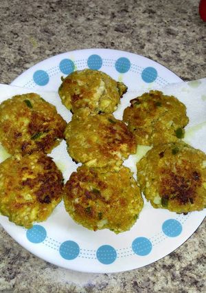 A picture of Indian fish cakes.