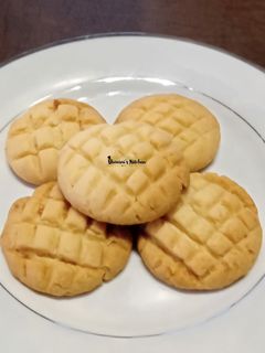 કોકોનટ કુકીઝ (Coconut Cookies Recipe In Gujarati) રેસીપી મુખ્ય ફોટો