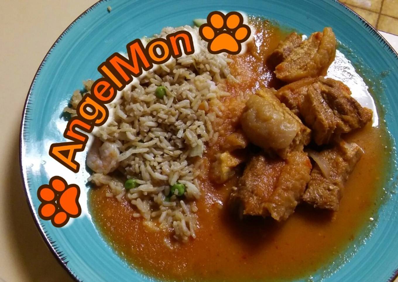 Hicharron at Salsa Roja