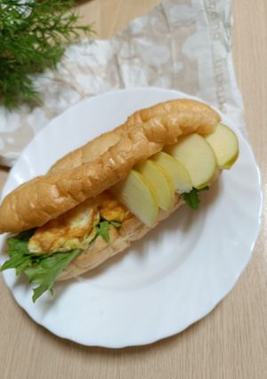 蛋生菜越南麵包 的食譜成品照片