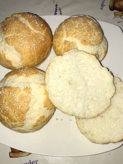 Hamburger zsemle/buci (glutén és laktózmentes) recept fotója