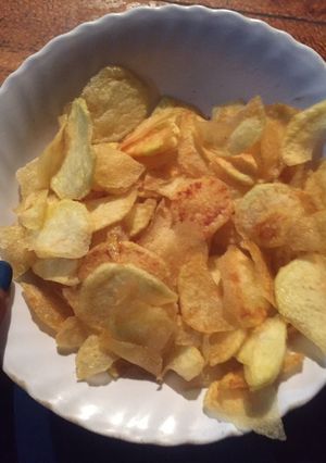 A picture of Homemade crisps.