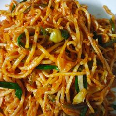 Schezwan noodles A picture of Schezwan noodles.