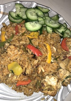 A picture of Jollof rice.