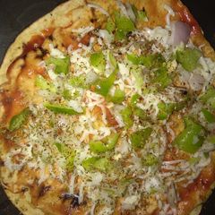 A picture of Roti pizza.