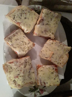 Una foto de Pizza con muzzarela
