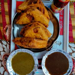 A picture of Bread pakoda.