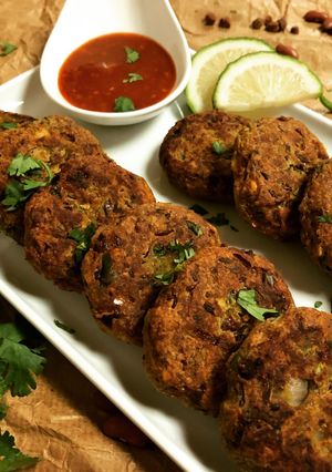 A picture of Rajma Chana Kebab.