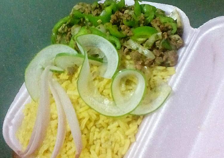 Riz wassa wassa souroundou nigerien au legume a la viande hachee