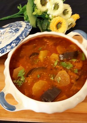 A picture of Mooli and Baigan.(Moore Vangar -Sindhi Winter Dish).