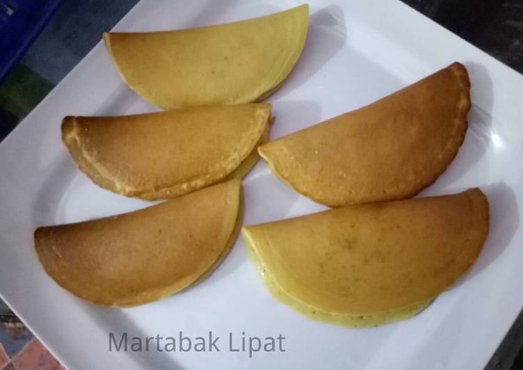 Martabak Lipat Bulan Sabit (Teflon)