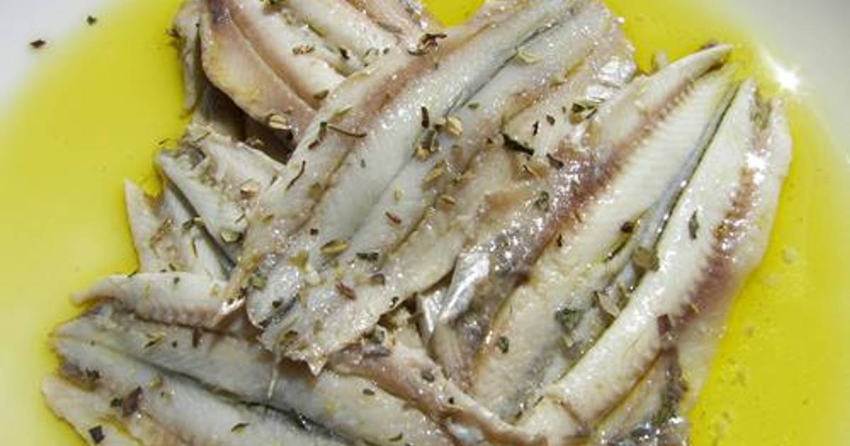 Gavros (anchovies) in vinegar Recipe by Cookpad Greece Cookpad