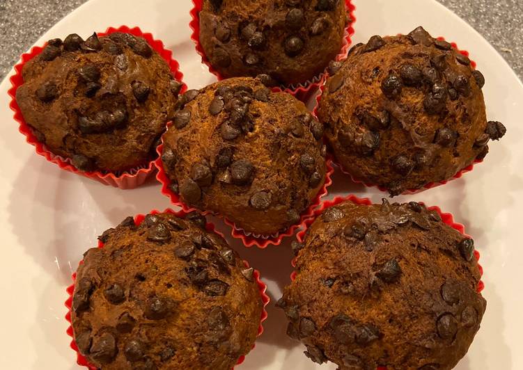 Simple Way to Make Super Quick Homemade Banana chocolate chips muffins