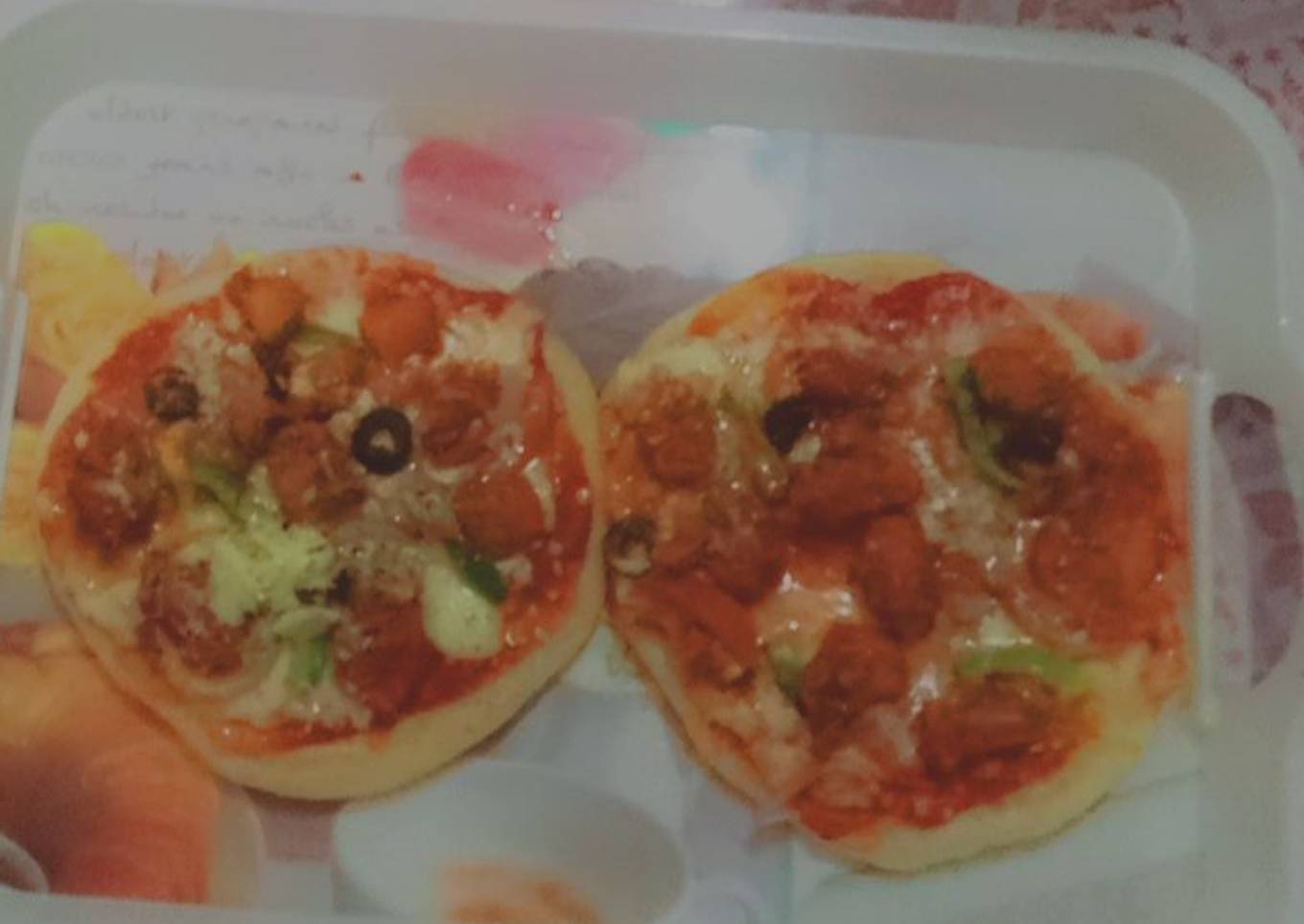 Mini cheese pizza