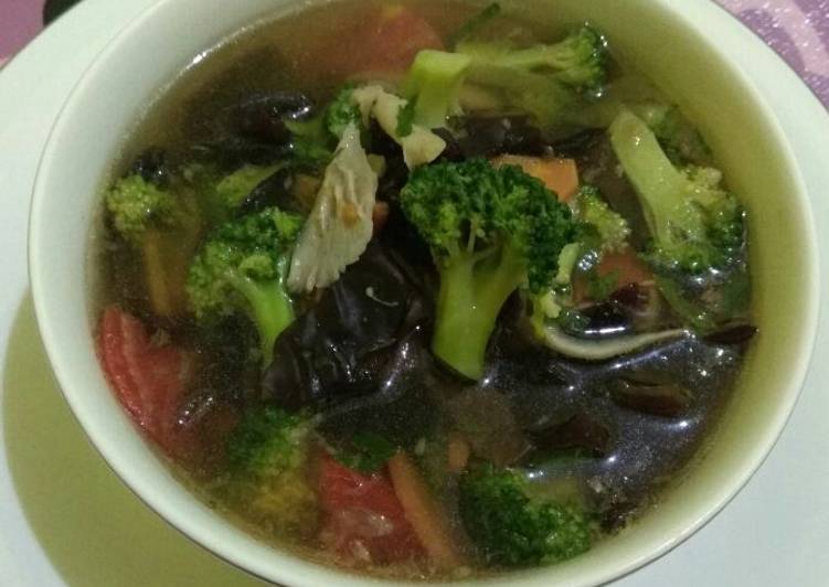 Resep Sup Brokoli Jamur, Enak