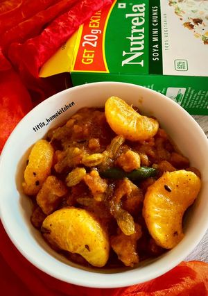 A picture of Soyabean in Ginger Orange Sauce (Ada Komola Soyabean).