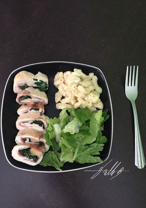 Una foto de Pechuga rellena de espinacas