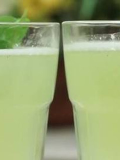 صورة لوصفة عصير ليمون بالنعناع 🍷