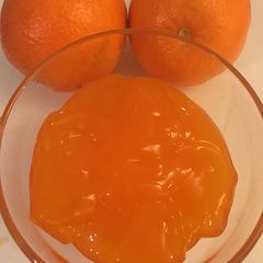 A picture of Orange gel for Cake.