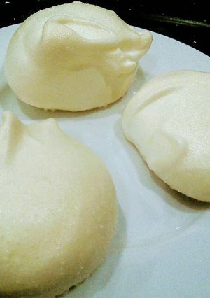 A picture of Italian Meringue.