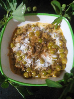 A picture of Methi matar malai.