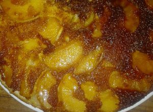 Una foto de Torta invertida de manzana y caramelo la verdad riquísima